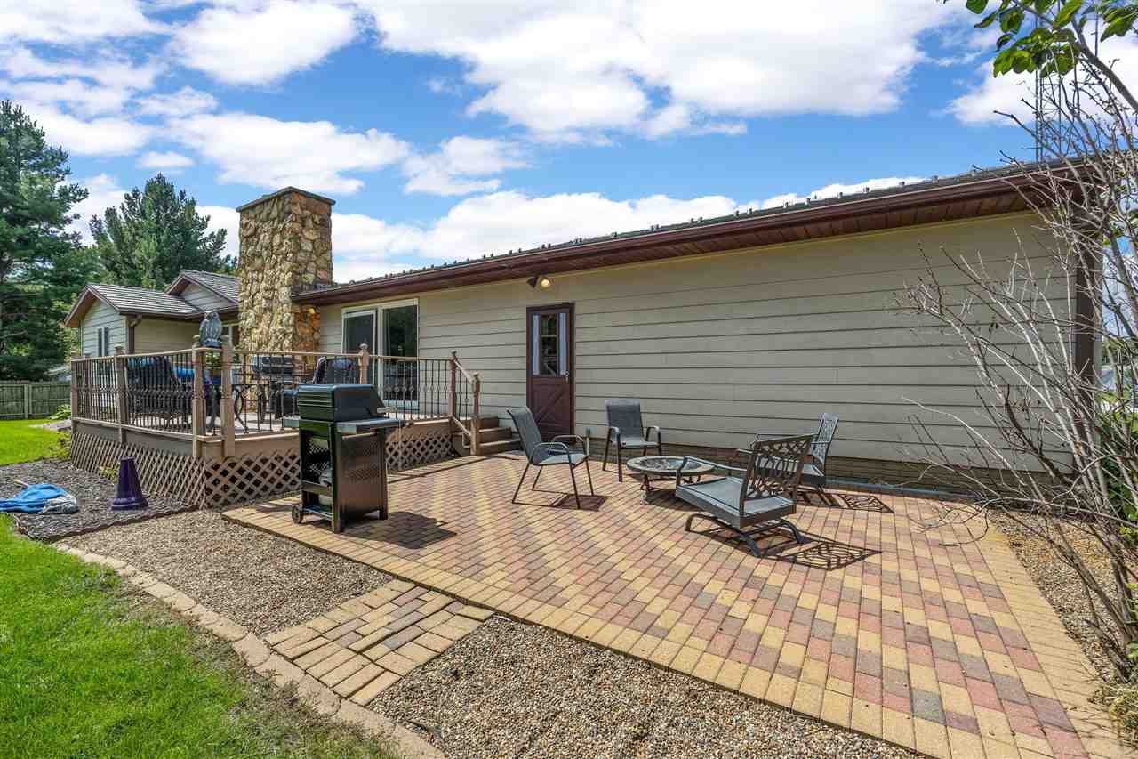 200 Schnoebelen Street Riverside IA 52327