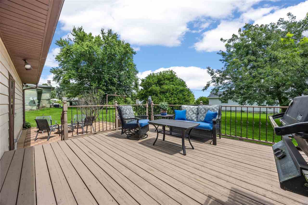 200 Schnoebelen Street Riverside IA 52327