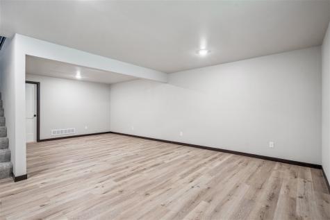 817 Prairie View Drive West Branch IA 52358