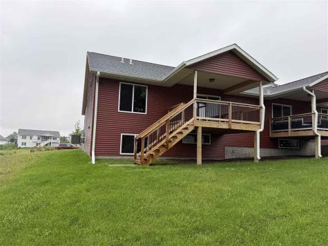817 Prairie View Drive West Branch IA 52358