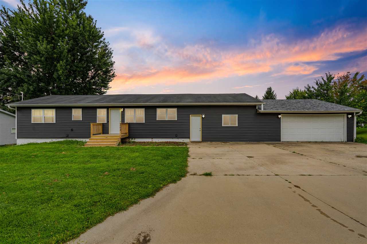 Shellsburg IA, 404 Main Street NW