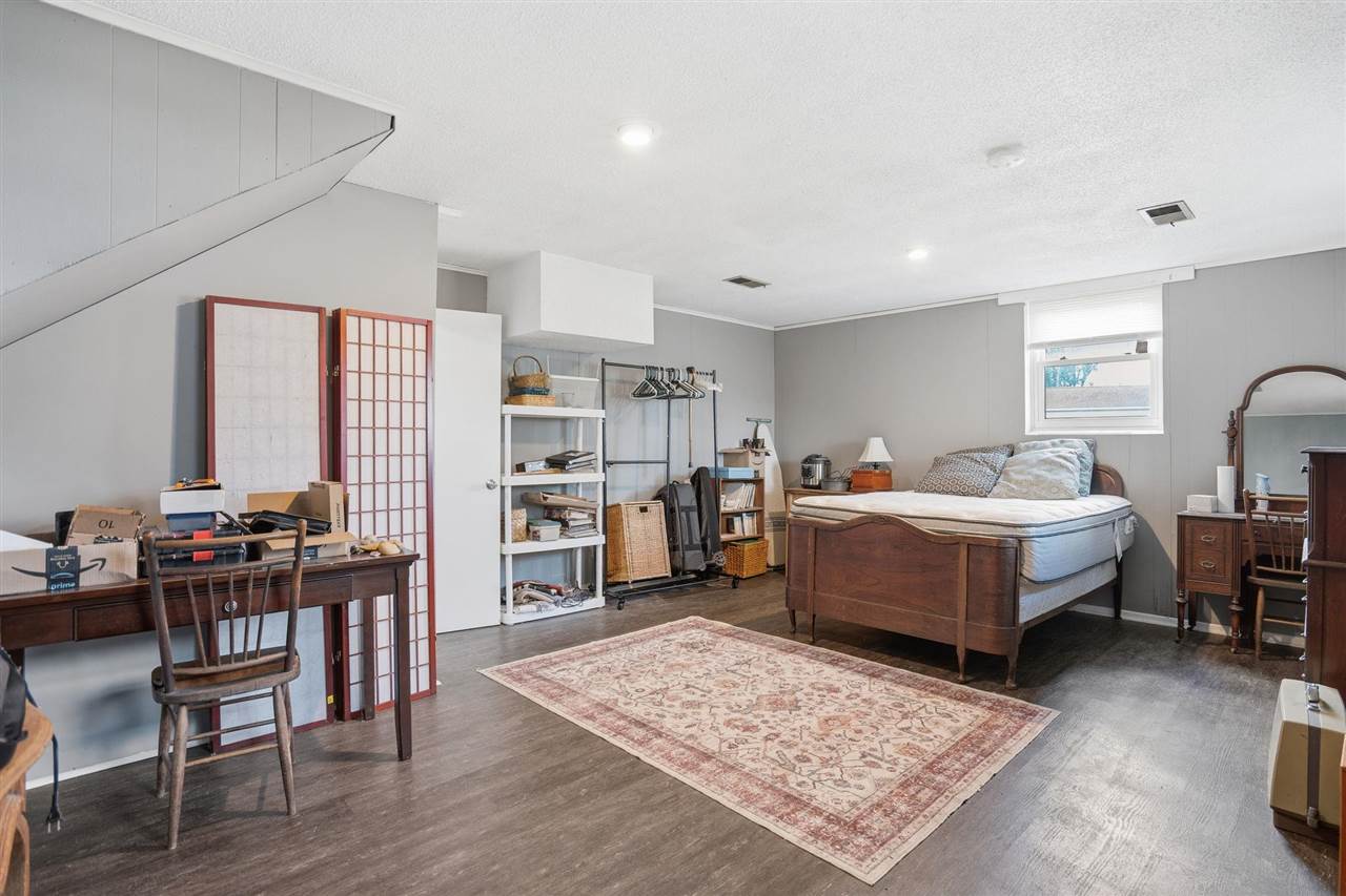 51 Oklahoma Avenue SW Cedar Rapids IA 52404