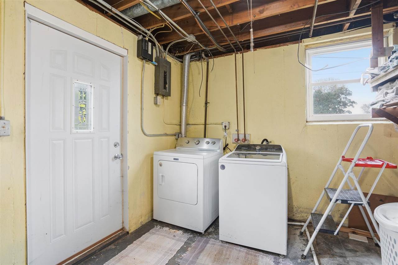 51 Oklahoma Avenue SW Cedar Rapids IA 52404