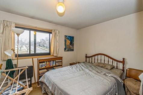2635 Westwinds Drive Iowa City IA 52246