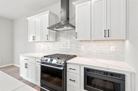 3048 Ridgeview Circle Coralville IA 52241