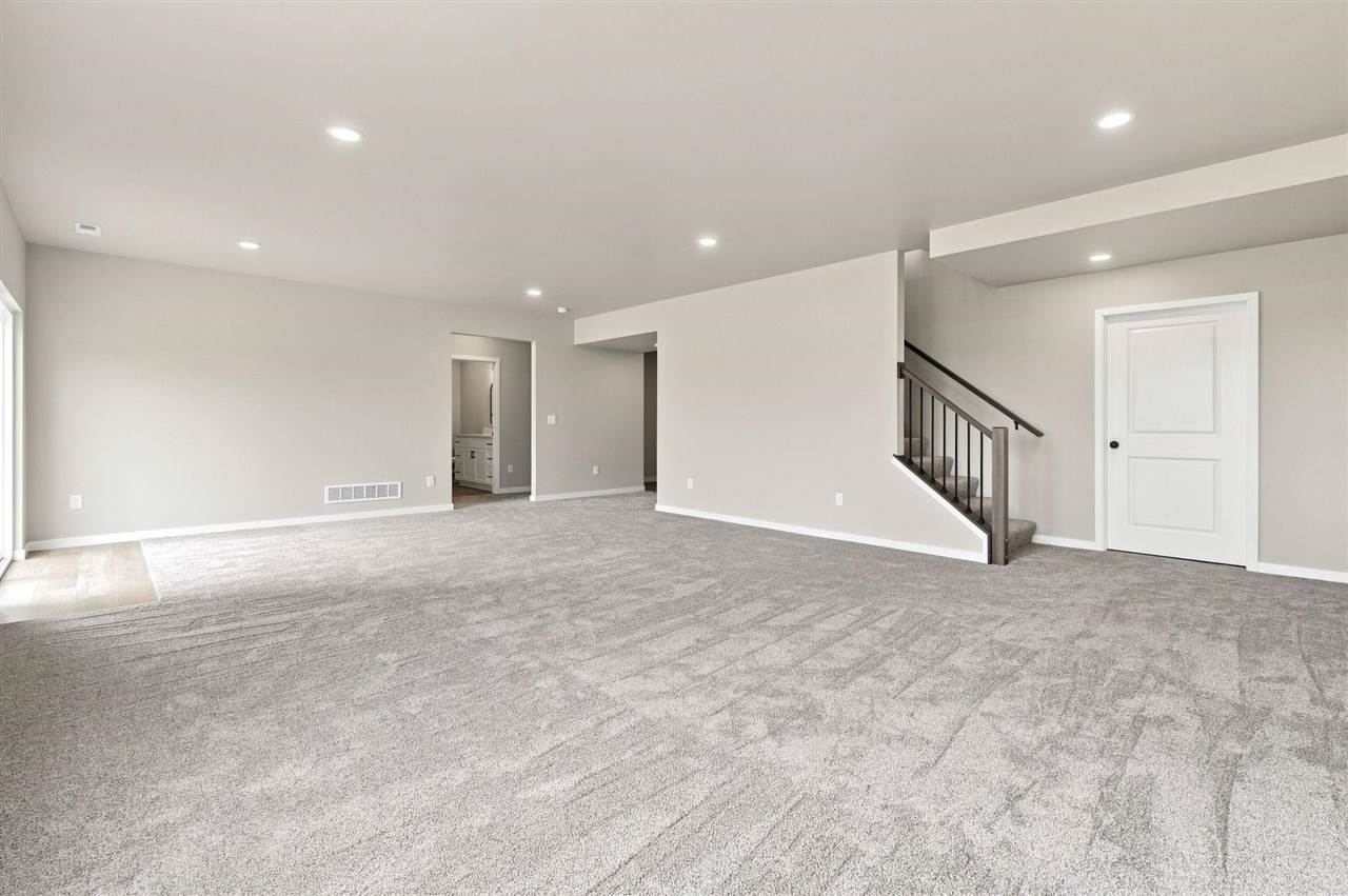 3048 Ridgeview Circle Coralville IA 52241