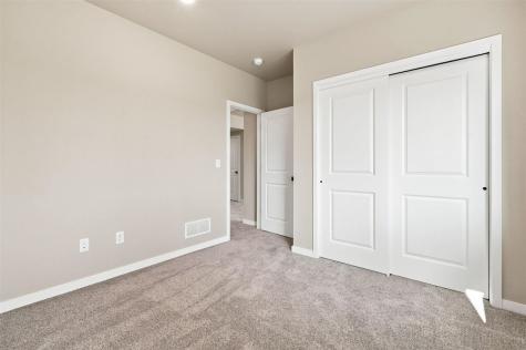 3048 Ridgeview Circle Coralville IA 52241