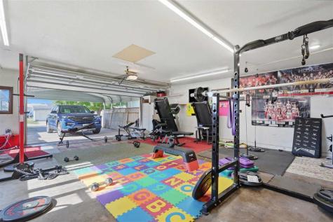 131 E 2nd Street Riverside IA 52327