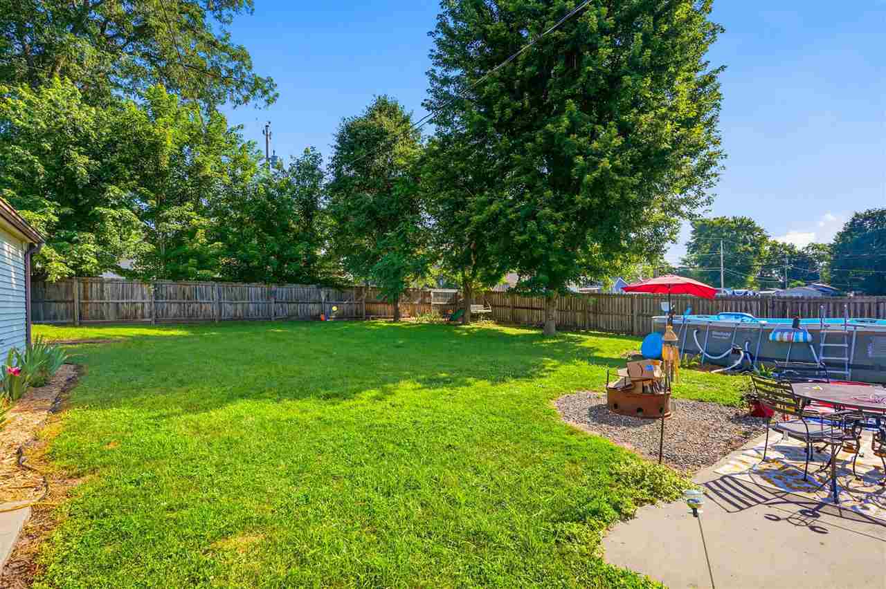 131 E 2nd Street Riverside IA 52327