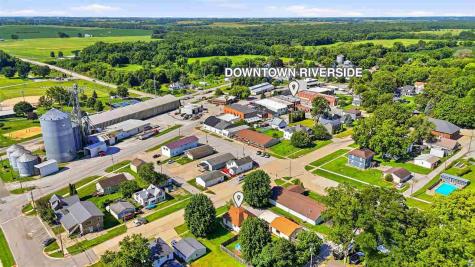 131 E 2nd Street Riverside IA 52327
