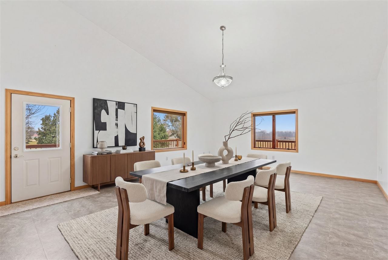 101 E 13th Street IA 50674