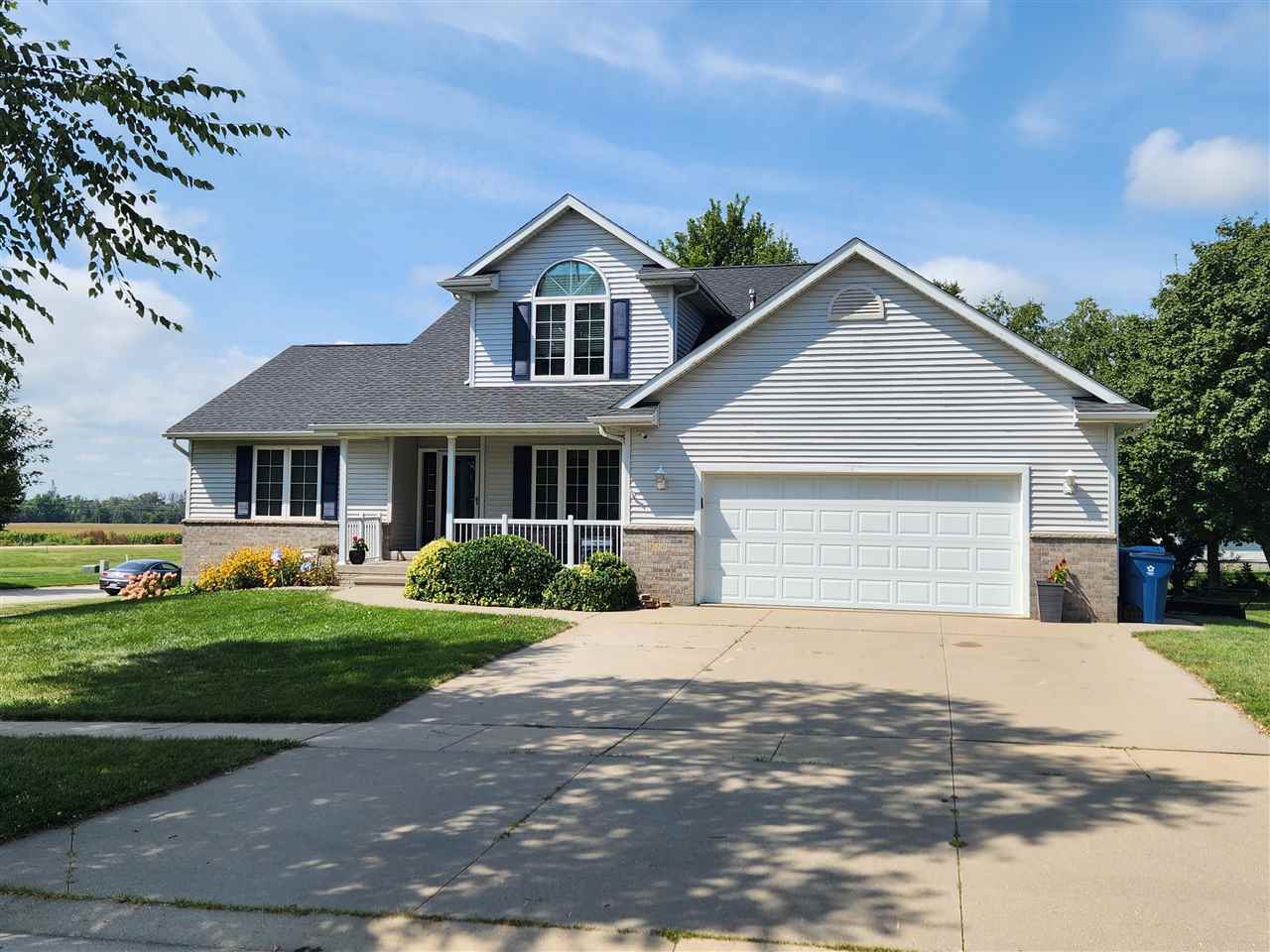 110 Skyview Avenue Fairfax IA 52228