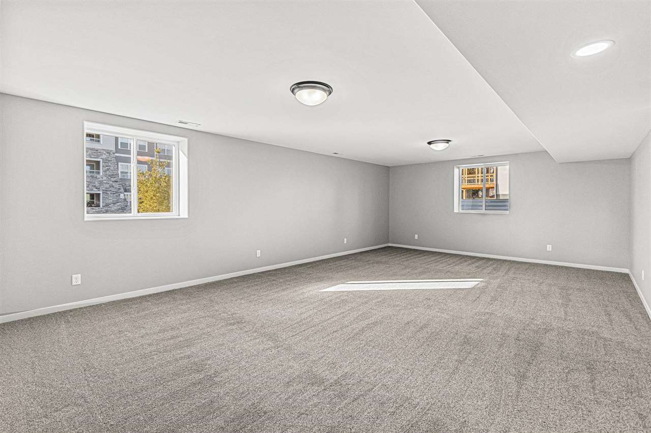 270 Pine Grove Lane Iowa City IA 52446