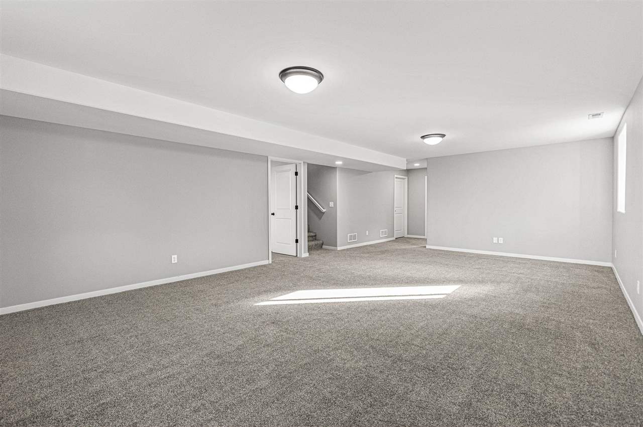 270 Pine Grove Lane Iowa City IA 52446