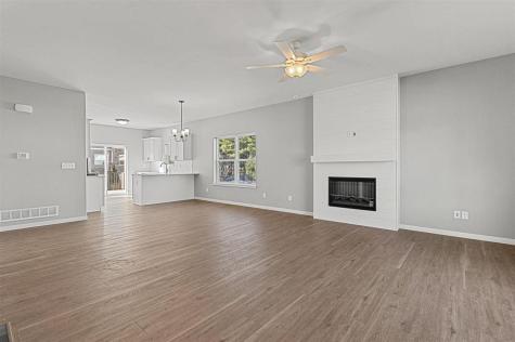 270 Pine Grove Lane Iowa City IA 52446