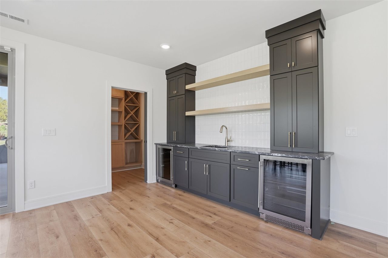 411 Macbride Trail Solon IA 52333