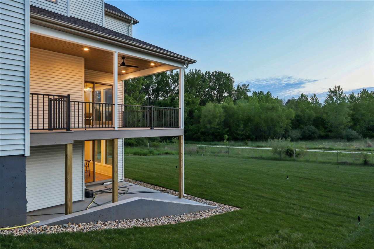 411 Macbride Trail Solon IA 52333