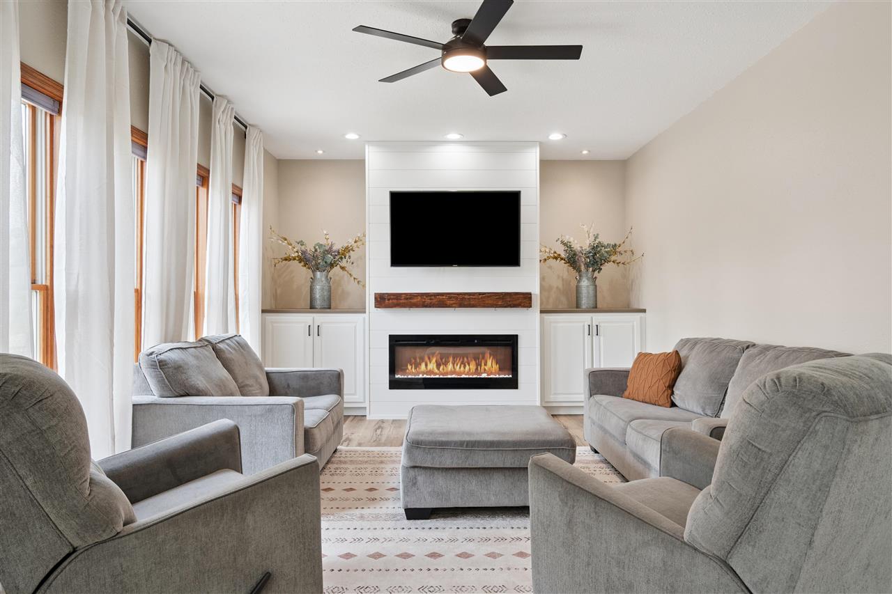 6300 Westwind Road Cedar Rapids IA 52411