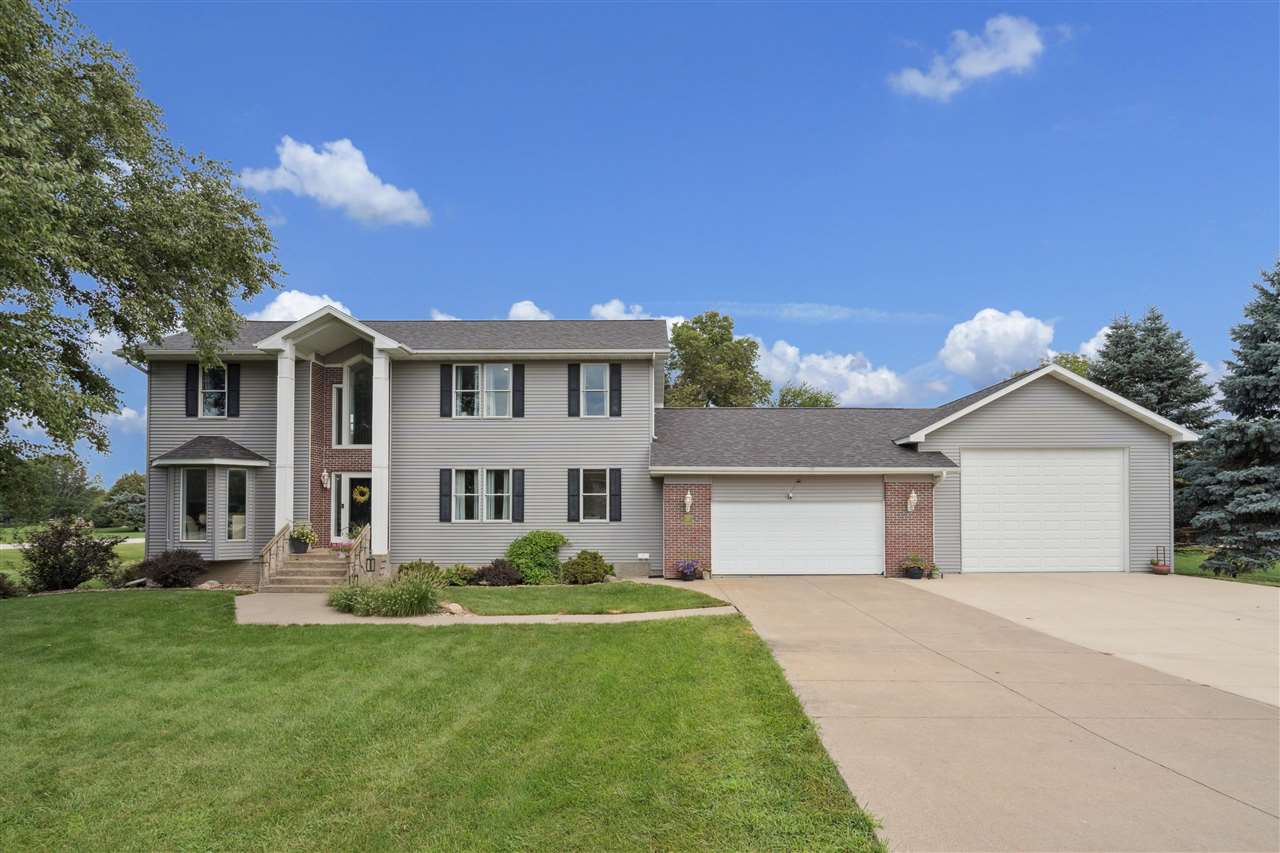 6300 Westwind Road Cedar Rapids IA 52411