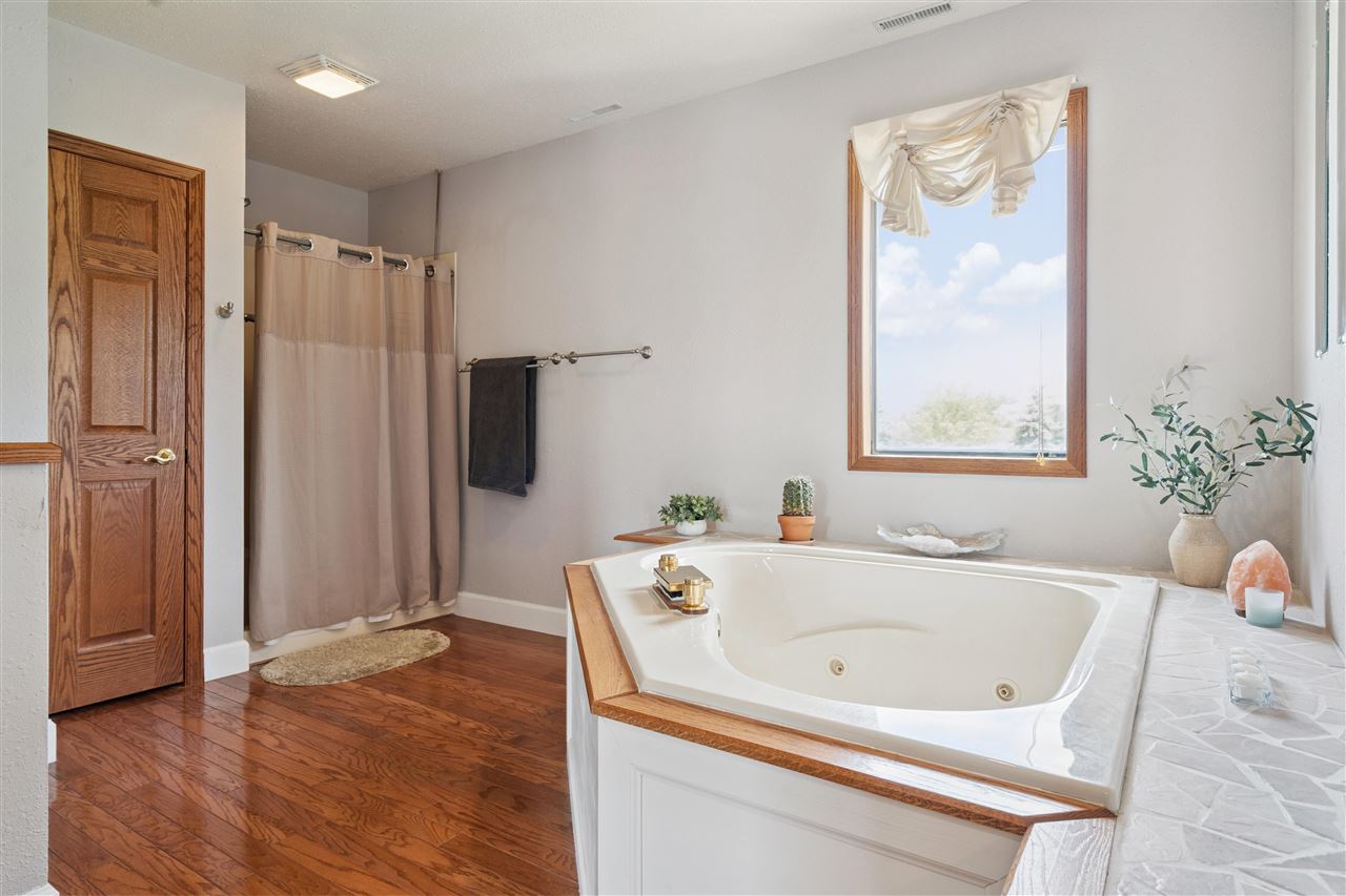 6300 Westwind Road Cedar Rapids IA 52411