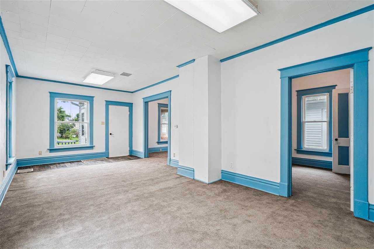 835 10th Street SW Cedar Rapids IA 52404