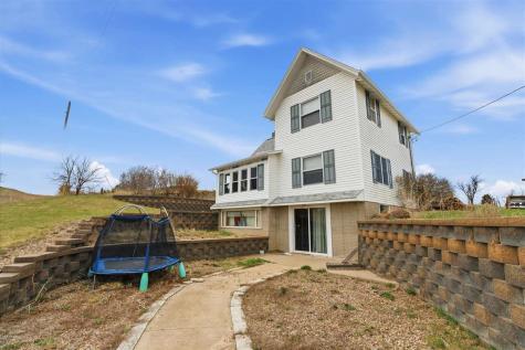 2226 Springville Road Springville IA 52336