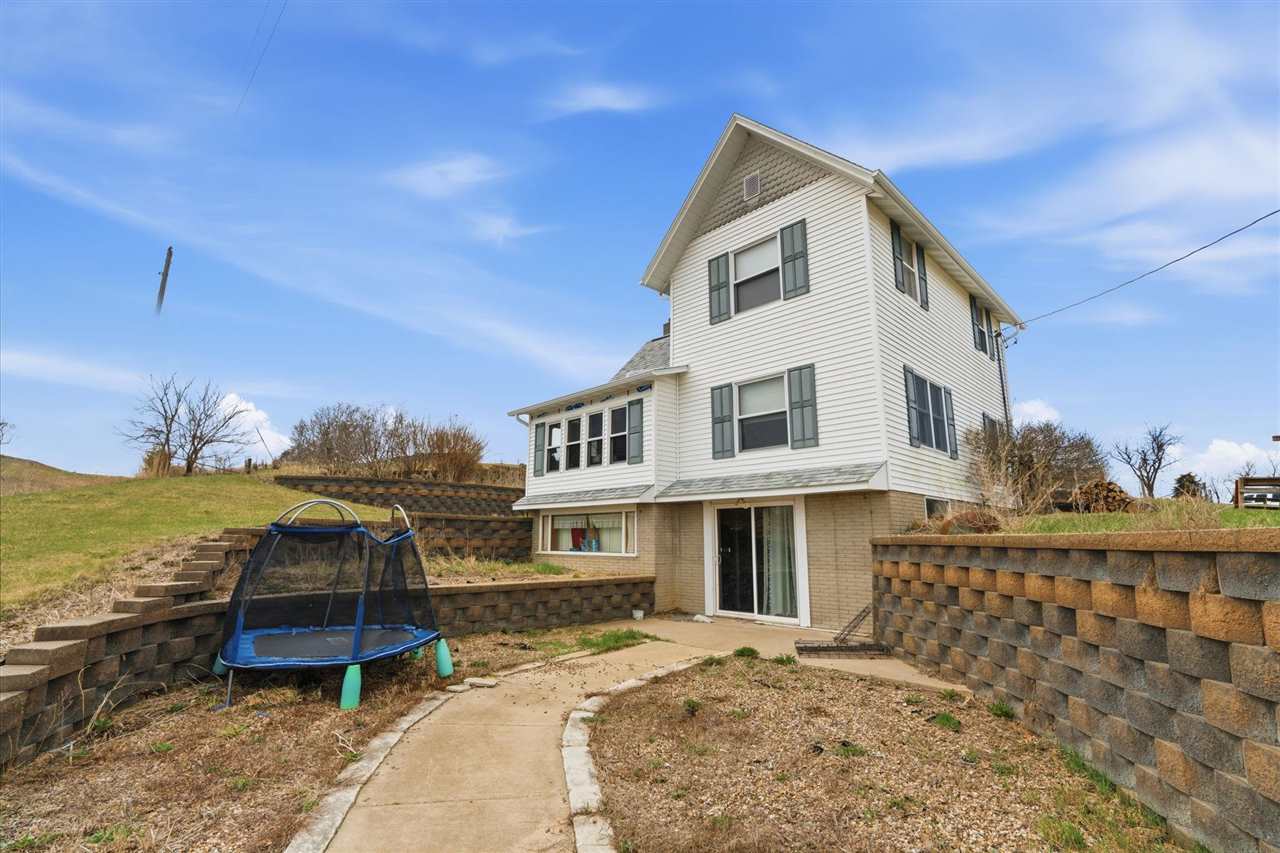 2226 Springville Road Springville IA 52336