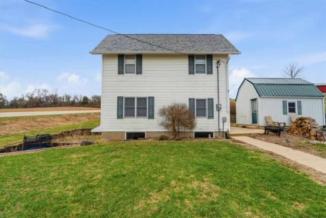 2226 Springville Road Springville IA 52336