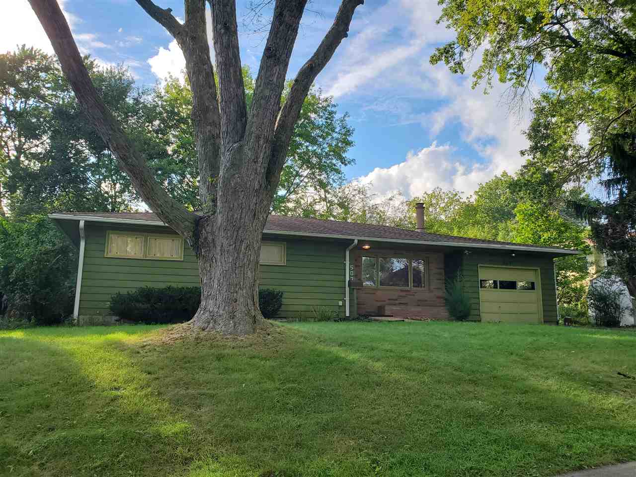 507 Meadow Street Iowa City IA 52245