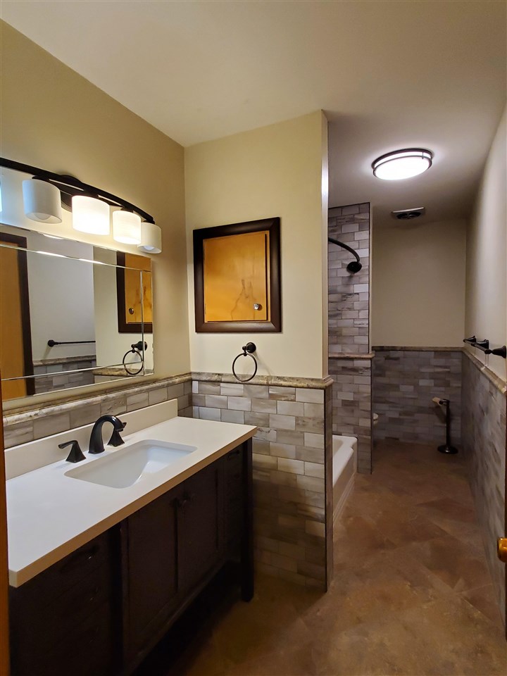 507 Meadow Street Iowa City IA 52245