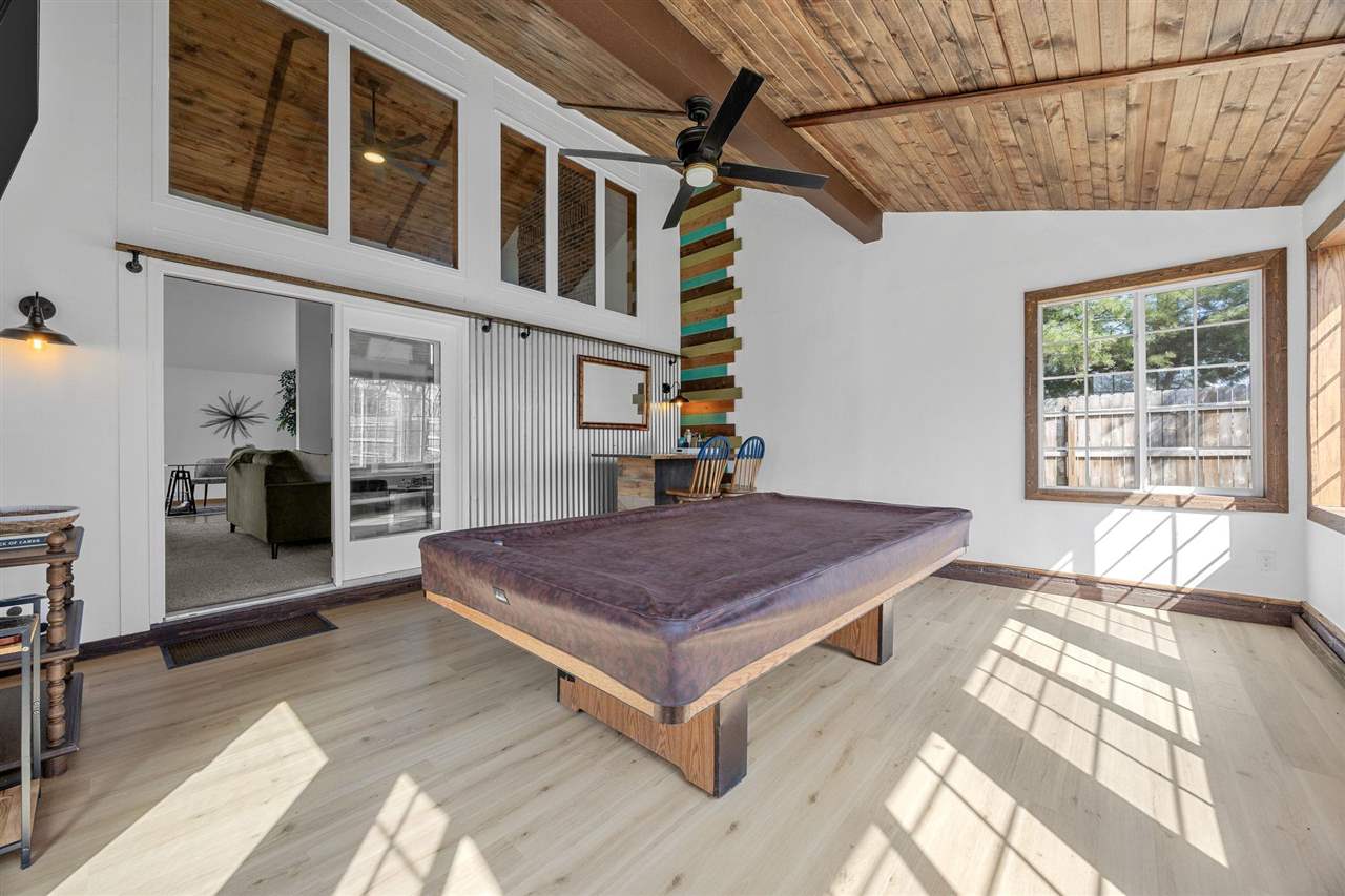 5750 J Street SW Cedar Rapids IA 52404