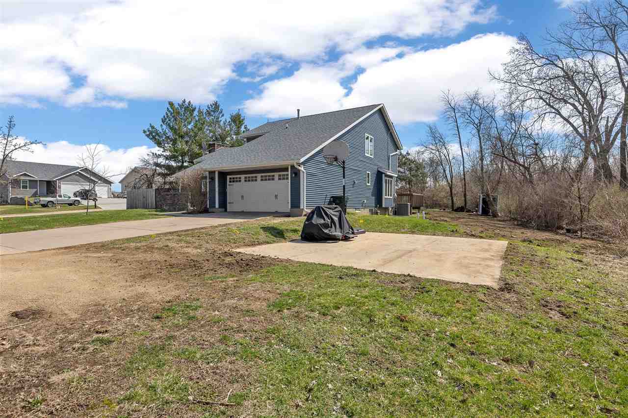 5750 J Street SW Cedar Rapids IA 52404