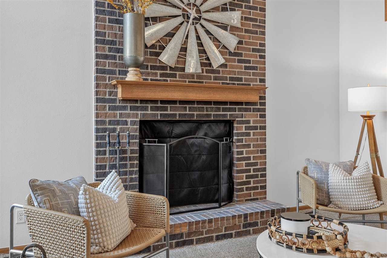 5750 J Street SW Cedar Rapids IA 52404