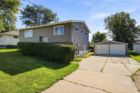 123 Edgewood Road SW Cedar Rapids IA 52404