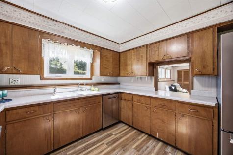 123 Edgewood Road SW Cedar Rapids IA 52404