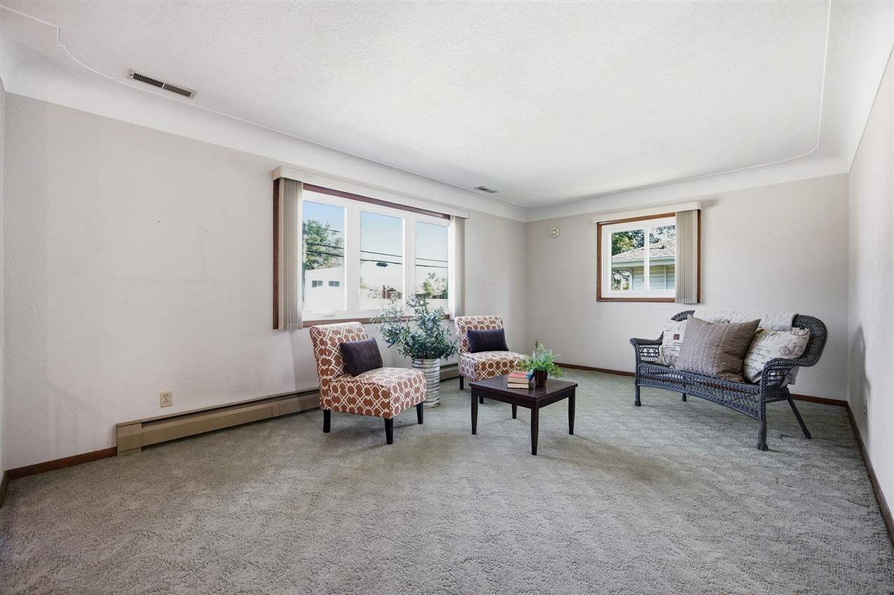 123 Edgewood Road SW Cedar Rapids IA 52404