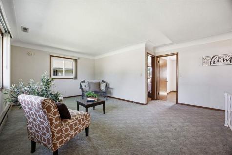123 Edgewood Road SW Cedar Rapids IA 52404