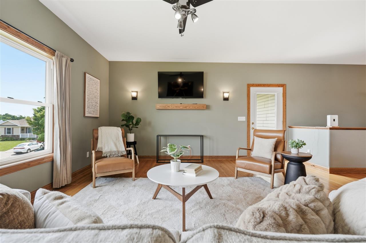 6205 Palmetto Circle SW Cedar Rapids IA 52404