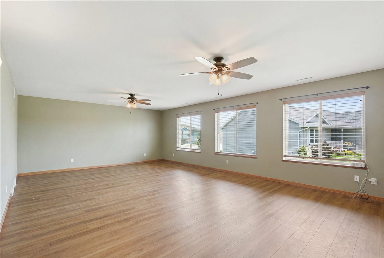 6205 Palmetto Circle SW Cedar Rapids IA 52404