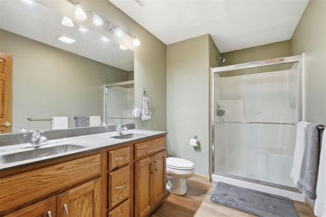 6205 Palmetto Circle SW Cedar Rapids IA 52404