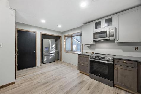 3533 NE Winterwood Court Cedar Rapids IA 52402