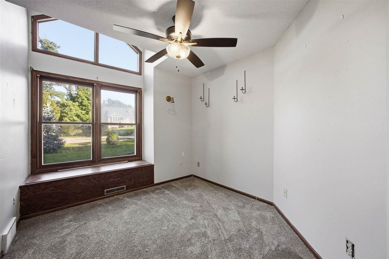 3533 NE Winterwood Court Cedar Rapids IA 52402