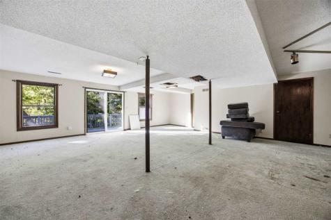 3533 NE Winterwood Court Cedar Rapids IA 52402