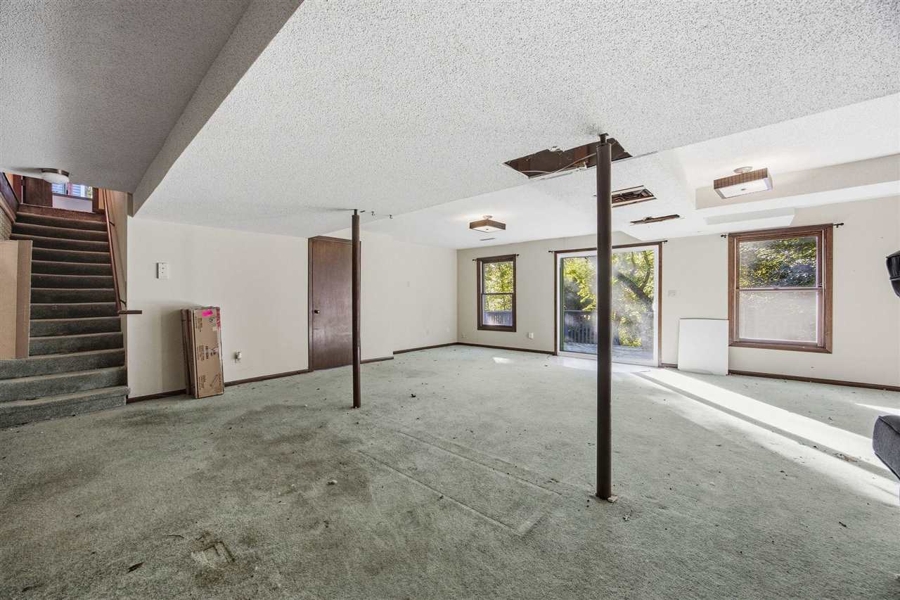 3533 NE Winterwood Court Cedar Rapids IA 52402