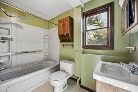 3533 NE Winterwood Court Cedar Rapids IA 52402