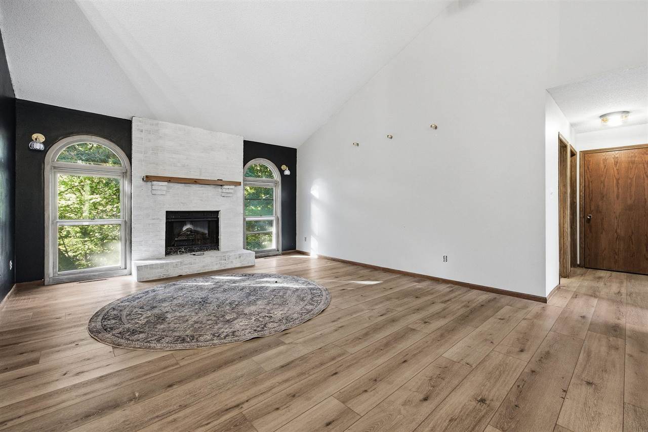 3533 NE Winterwood Court Cedar Rapids IA 52402