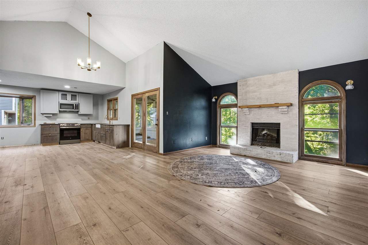 3533 NE Winterwood Court Cedar Rapids IA 52402