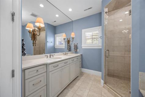 2343 Lake Ridge Place NE North Liberty IA 52317