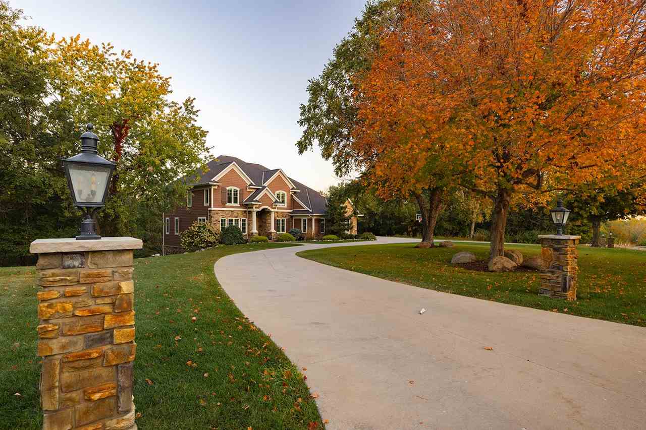 2343 Lake Ridge Place NE North Liberty IA 52317