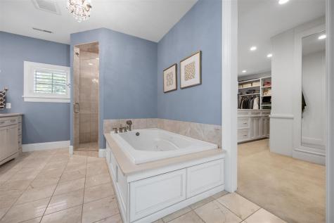 2343 Lake Ridge Place NE North Liberty IA 52317